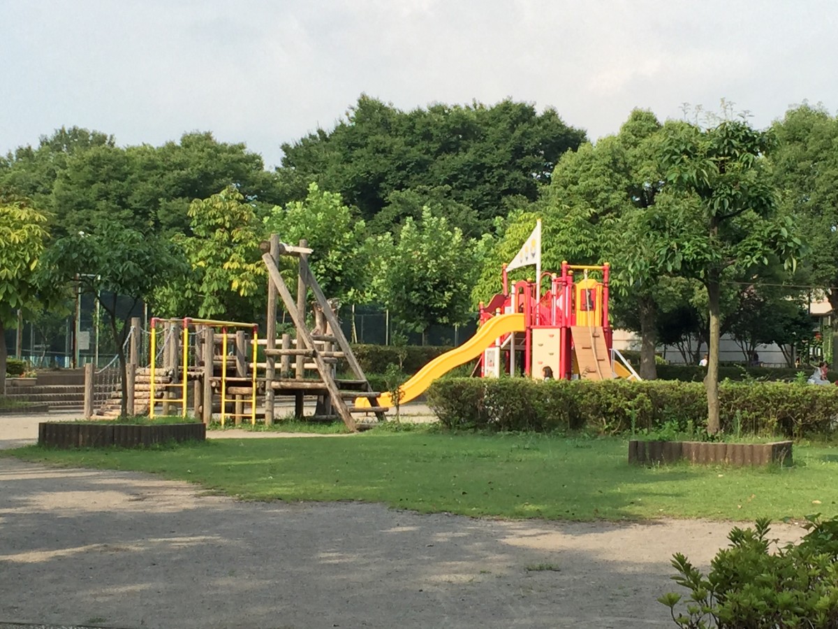 【桶川市】城山公園　テニスコートやバーベキューなんかもできるよ