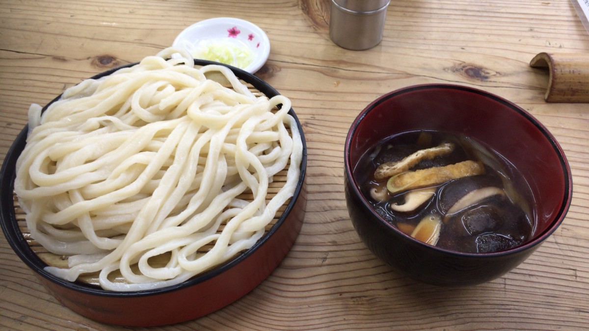 「田舎っぺ」きのこ汁うどん