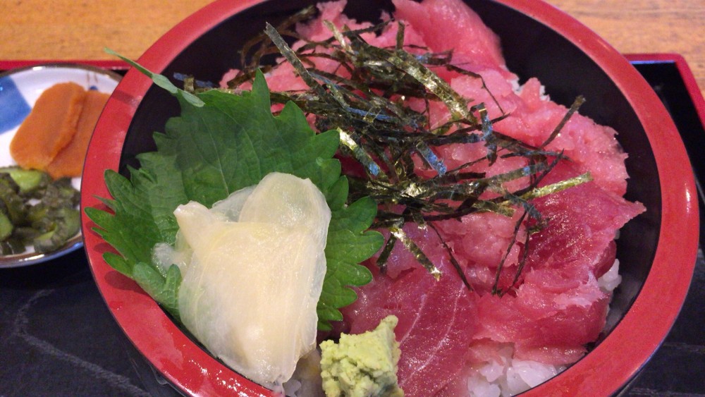 和の花　中おち丼