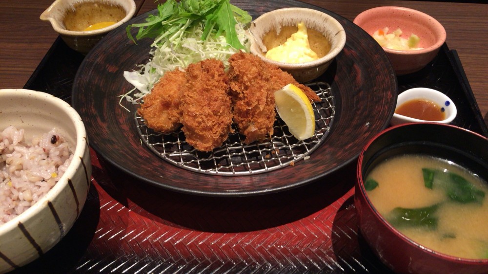 大戸屋　カキフライ定食