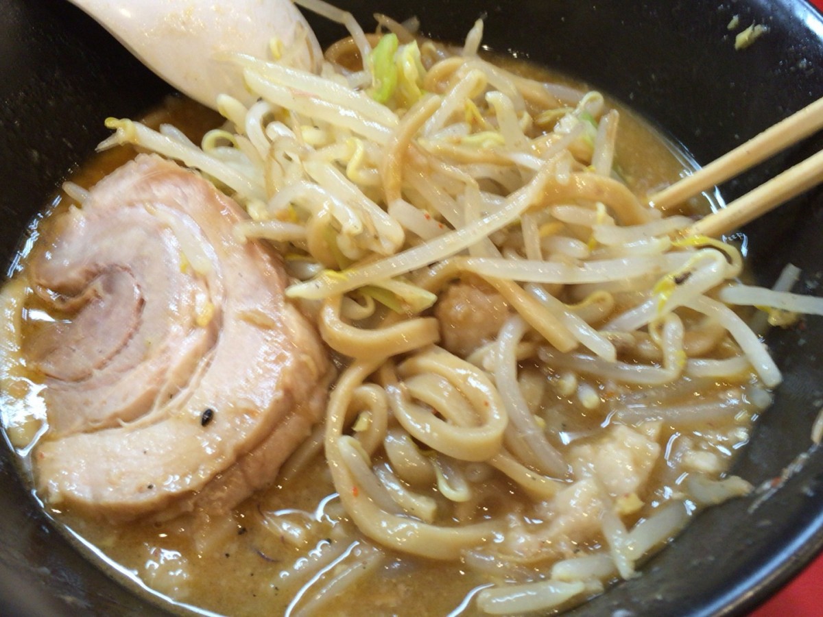 【北本市】二郎インスパイア系ラーメン「ドンキタモト」みそラーメン 全増し　しょうが