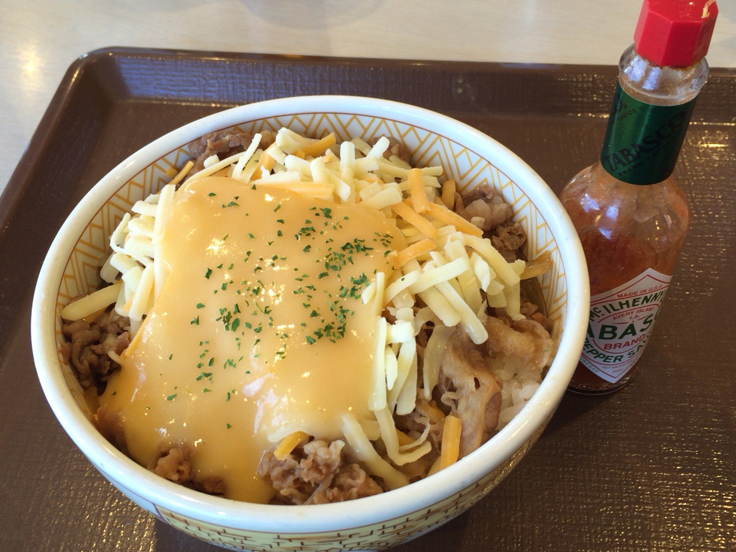 とろーり３種のチーズ牛丼【埼玉県】すき家 牛丼メニューを全部食べてみた感想と店舗一覧