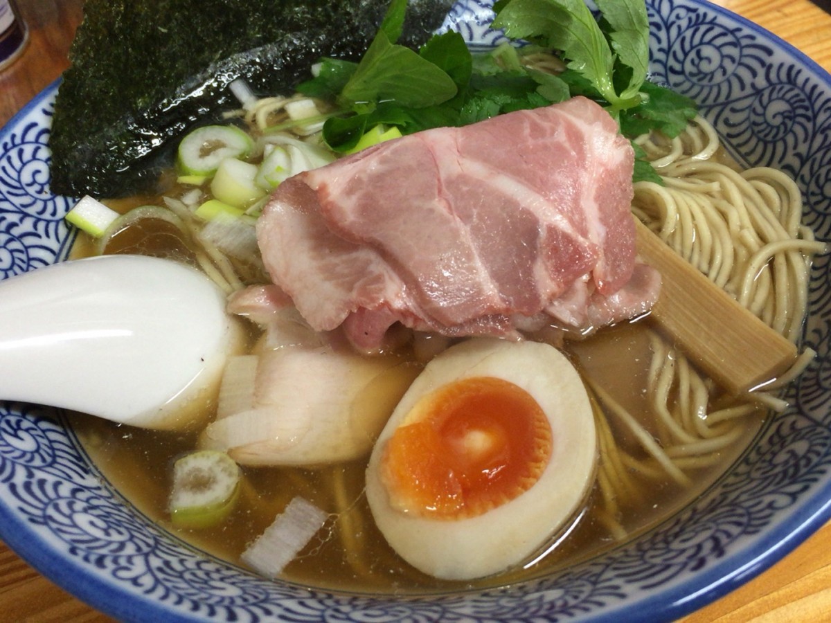 中華そば「よしかわ」　煮干しそば　白醤油