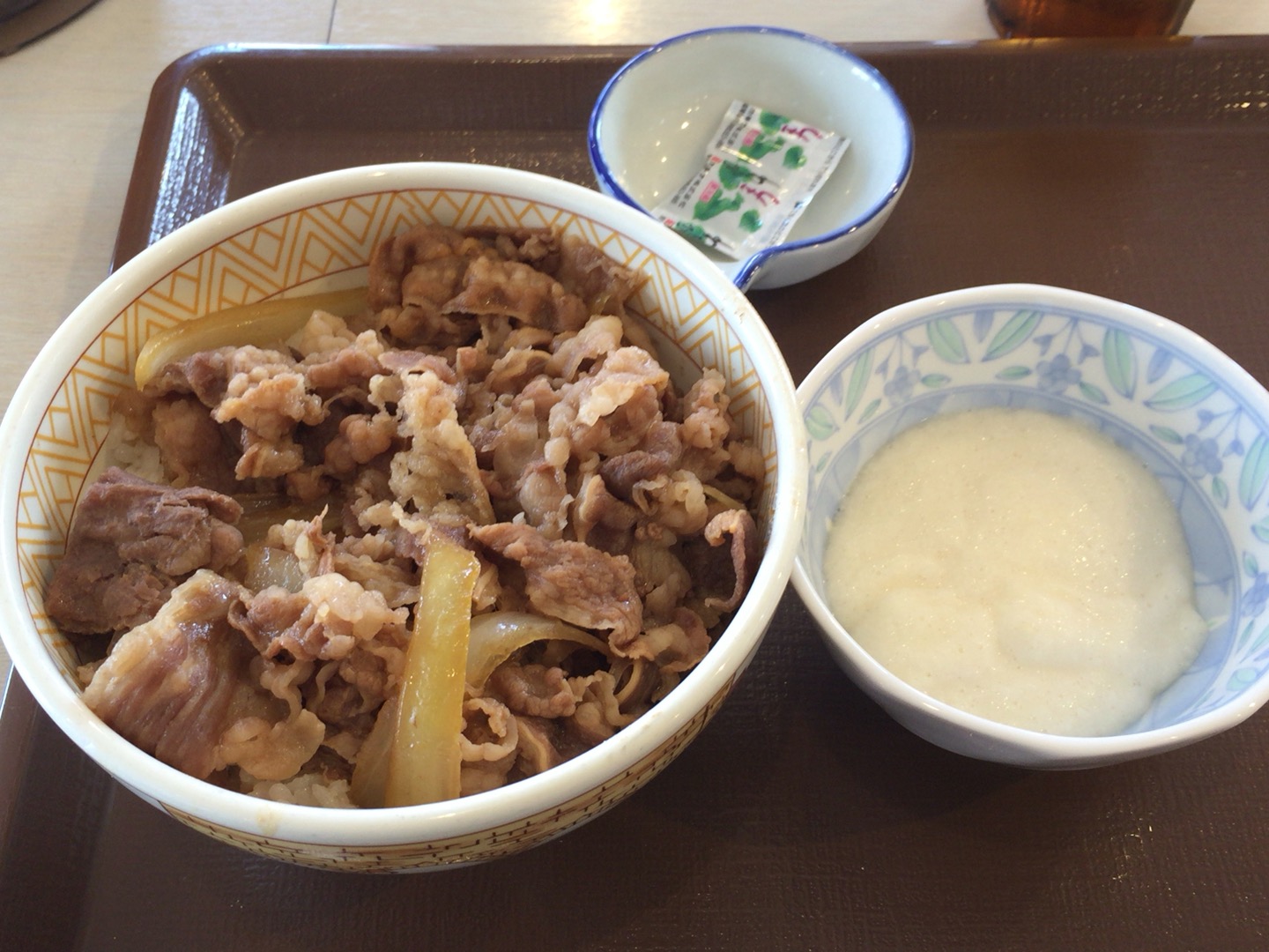 とろろ牛丼【埼玉県】すき家 牛丼メニューを全部食べてみた感想と店舗一覧