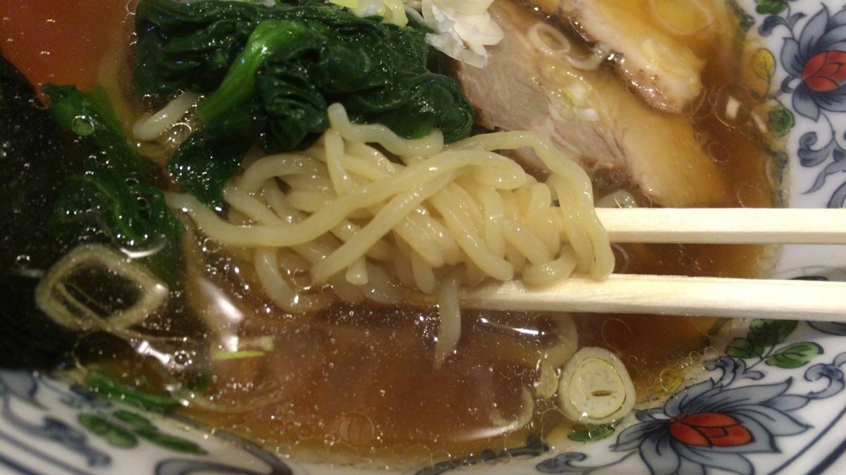 【さいたま市西区】「ラーメン居酒屋 みらいご」しょうゆラーメンのスープは絶品