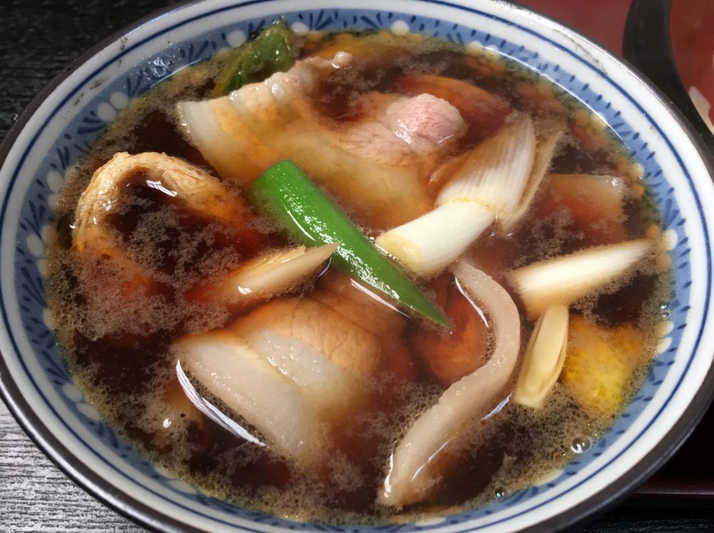 【比企郡小川町】太いうどんにビックリ！「あそび」で肉汁うどんを食べてきた