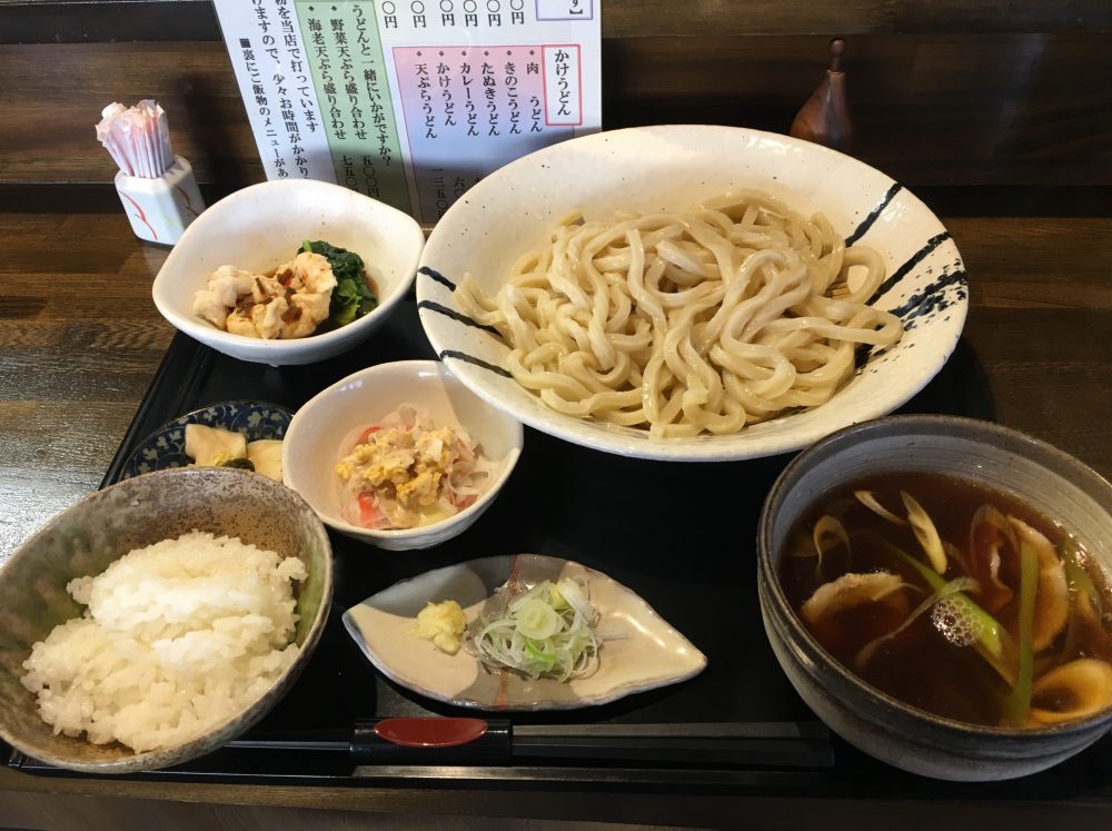 【鶴ヶ島市】おすすめのうどん店「ががちゃ屋」どんどんセットはお得！メニュー