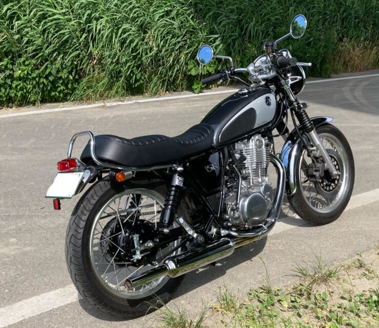 デイトナ SR400 ローダウンリアサス 交換方法とインプレ【リアショック】