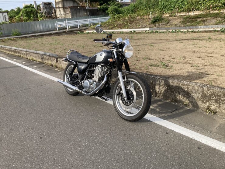 SR400 ペイトンプレイス フロントショートフェンダー （スタビ付き）　DP-085 取り付けてみた