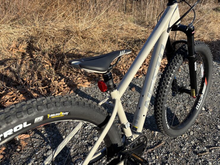 日本の山を遊び尽くす決定版！NESTO「TRAIZE PLUS」徹底レビュー：27.5+がもたらす異次元の安定感